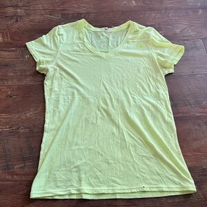 💚Neon Underarmour Top💚